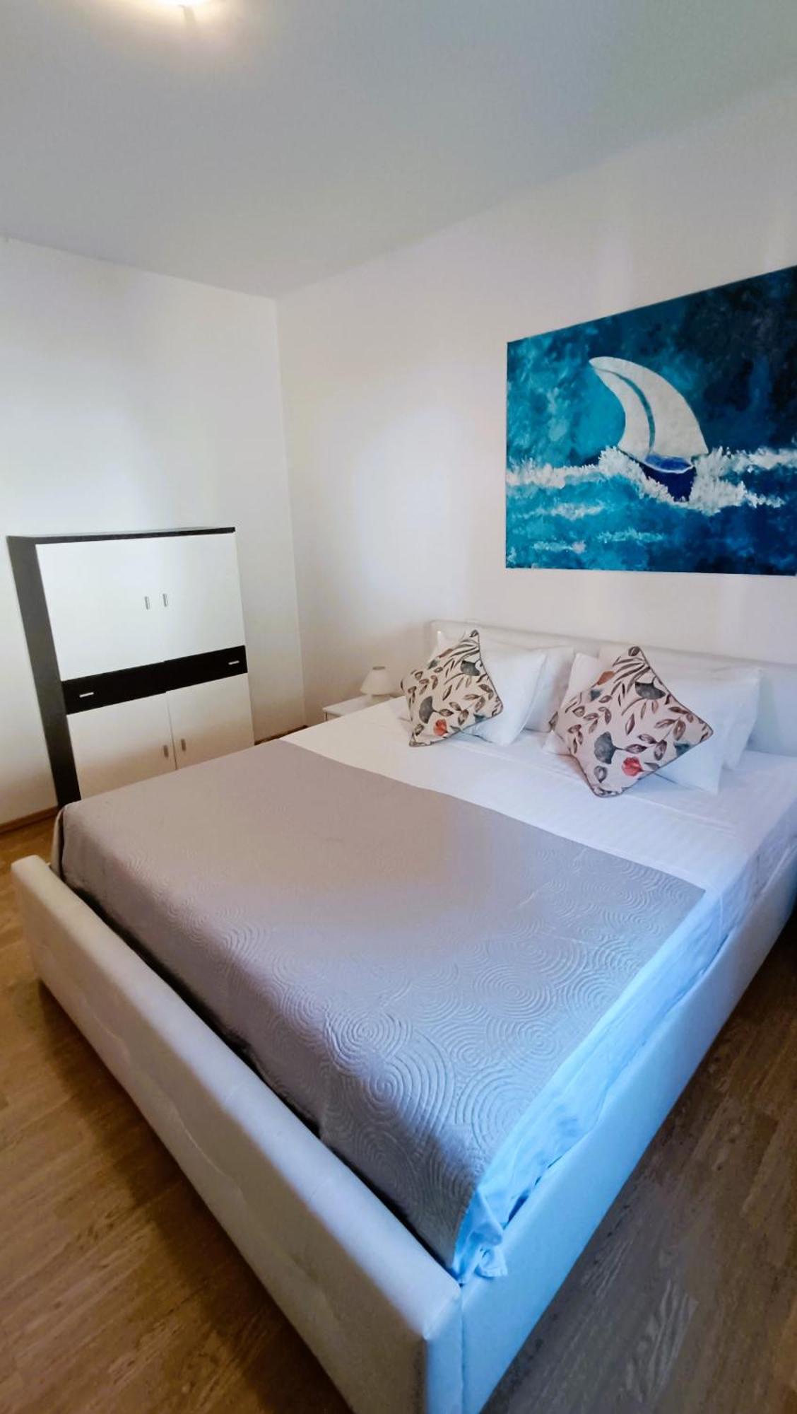 Apartments Ella Makarska Extérieur photo