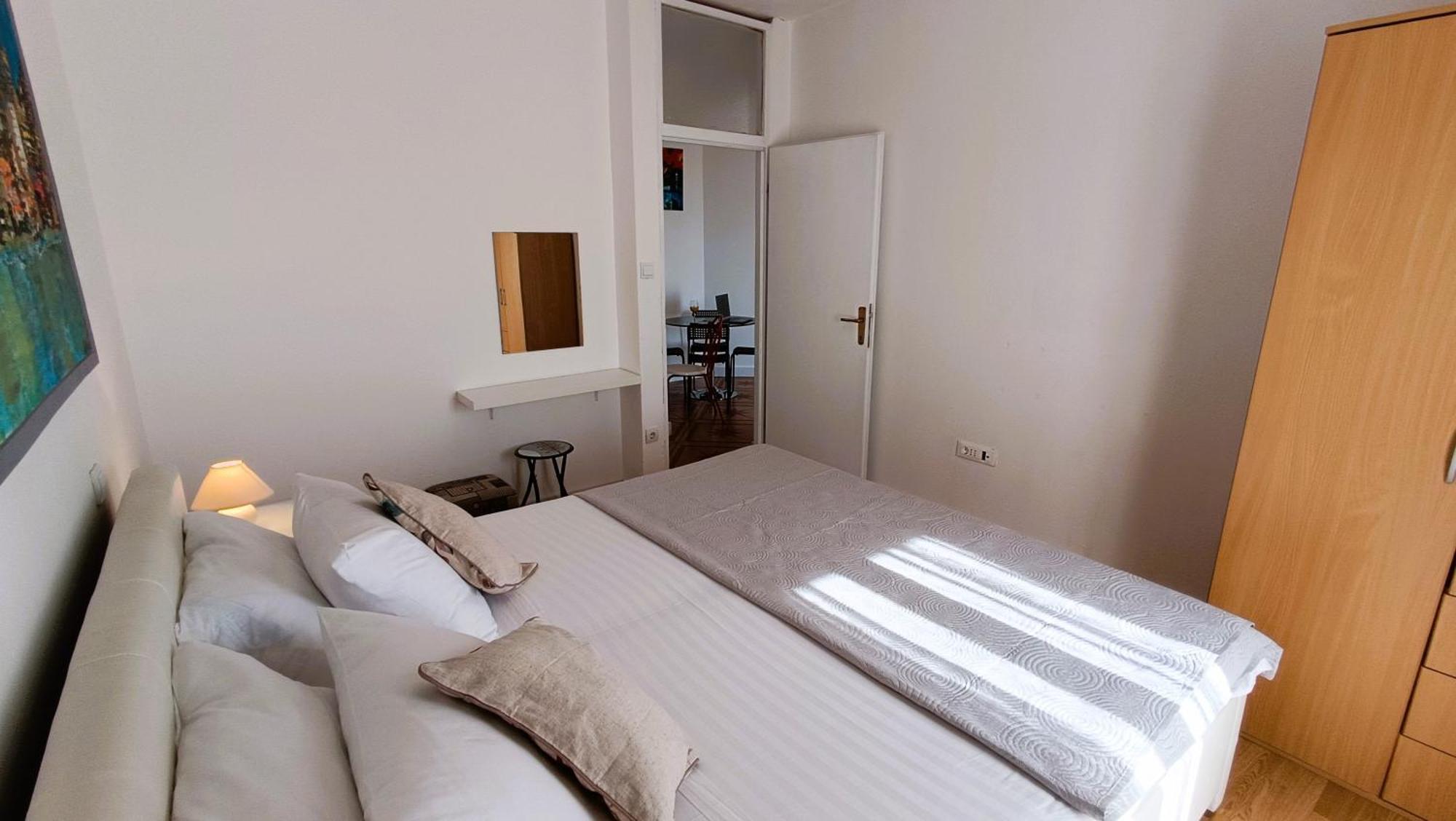 Apartments Ella Makarska Extérieur photo