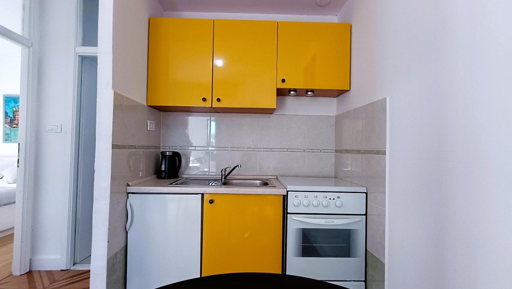 Apartments Ella Makarska Extérieur photo